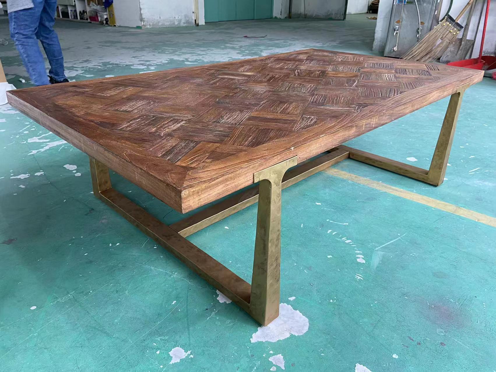 rustic wood coffee table round