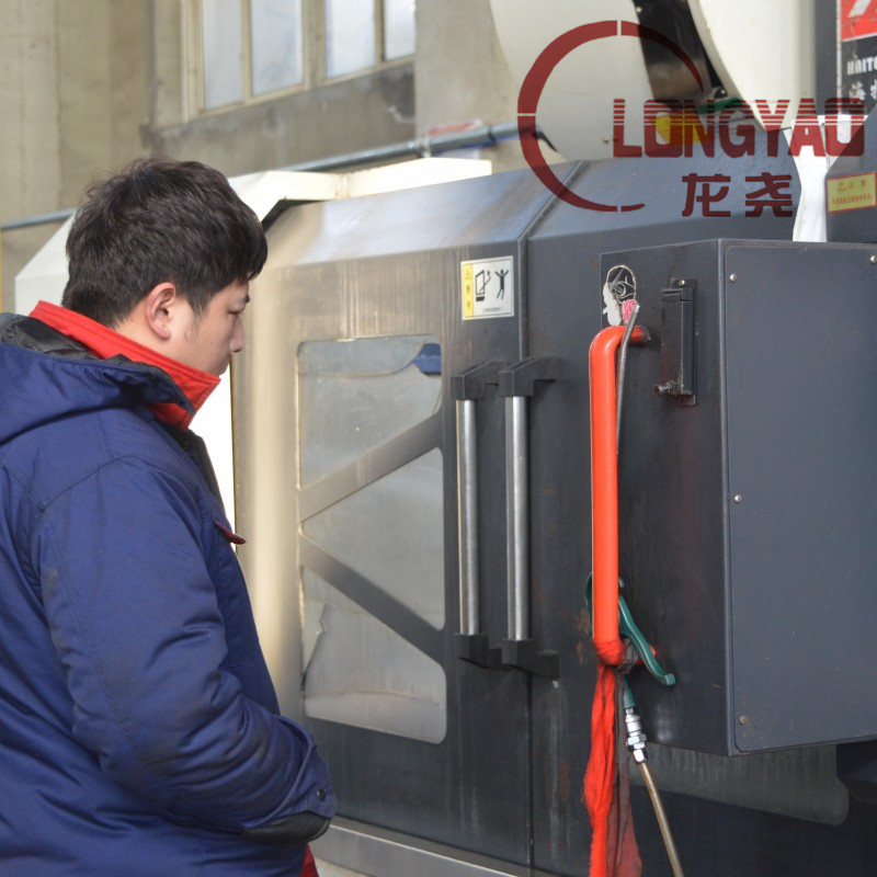 مرکز ماشینکاری پیشرفته CNC