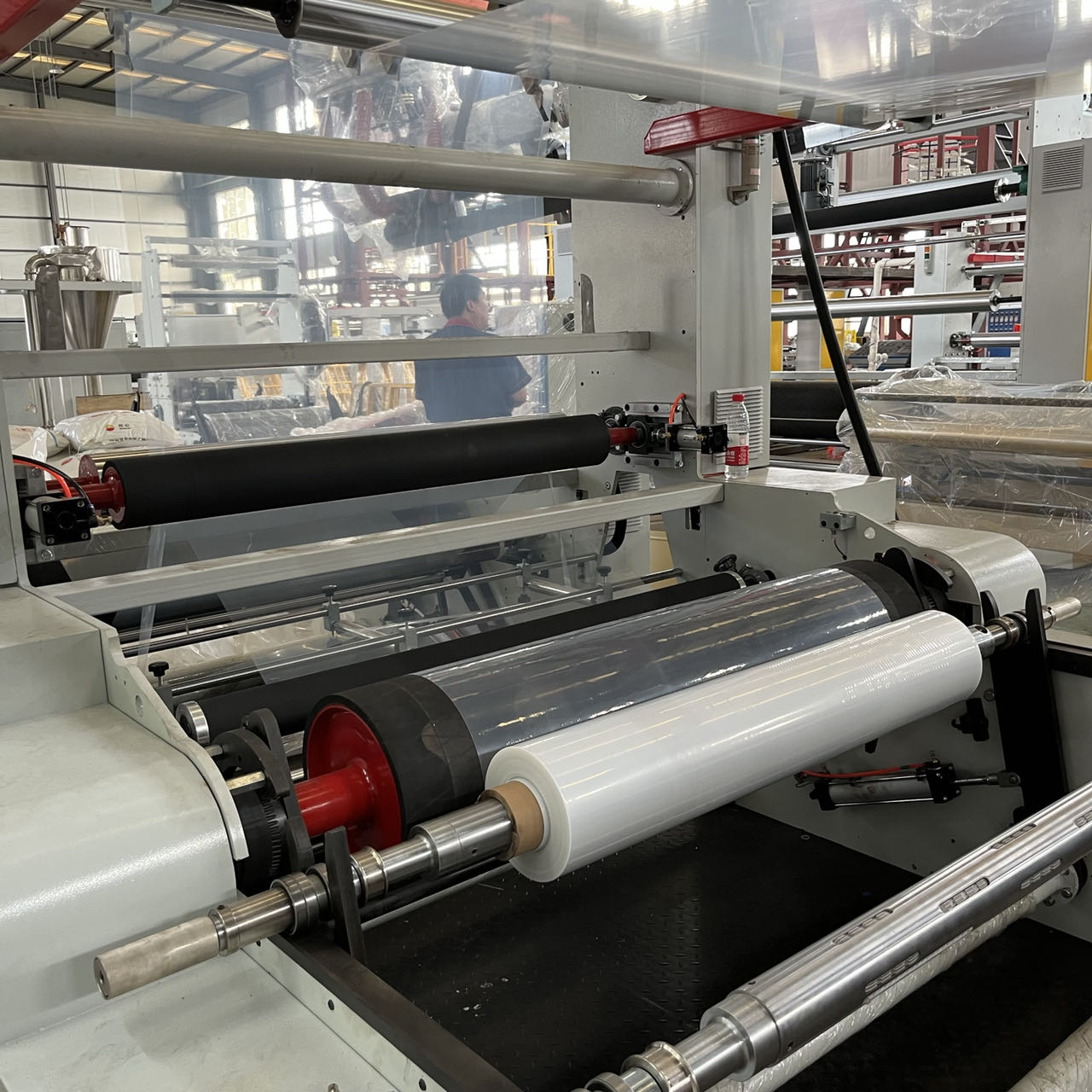 امروز یک دستگاه فیلم دمیده با اکستروژن سه لایه ABC را آزمایش کنید