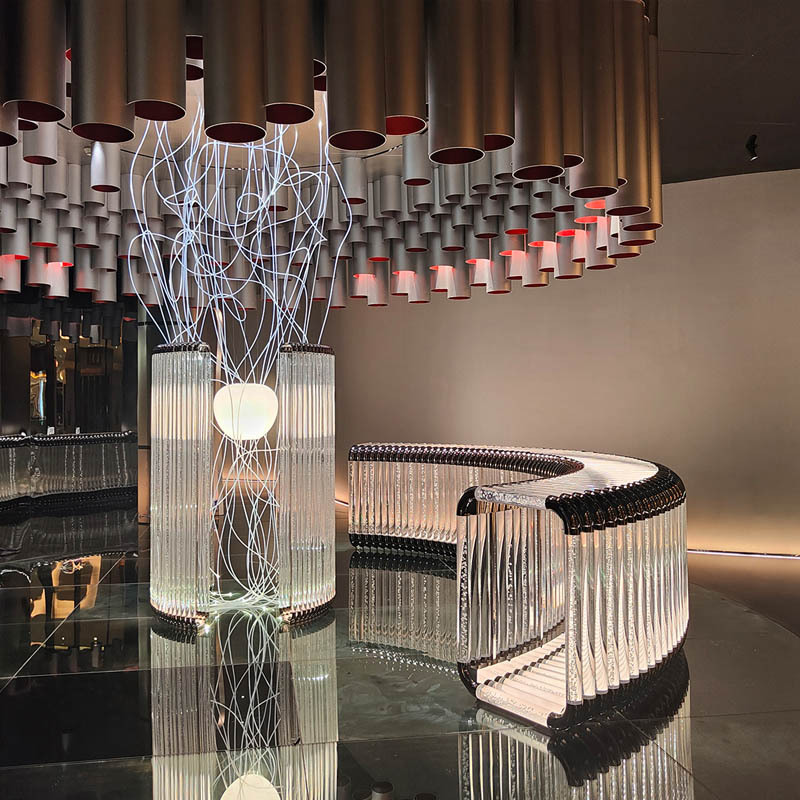 Custom Designer Unique Design Decorative Curved Bar Counter With Light