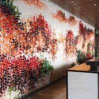 Großer kundenspezifischer Hintergrund aus Murano-Glas für die Hotellobby-Rezeption