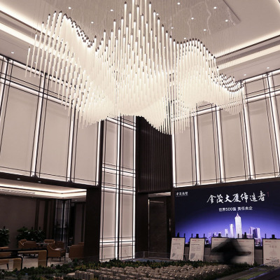 Grandes luminárias personalizadas no lobby do hotel/iluminação/lustre