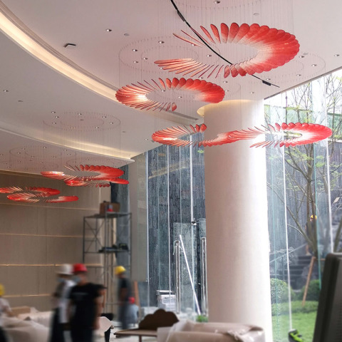 Lustre de arte de instalação de vidro colorido grande personalizado