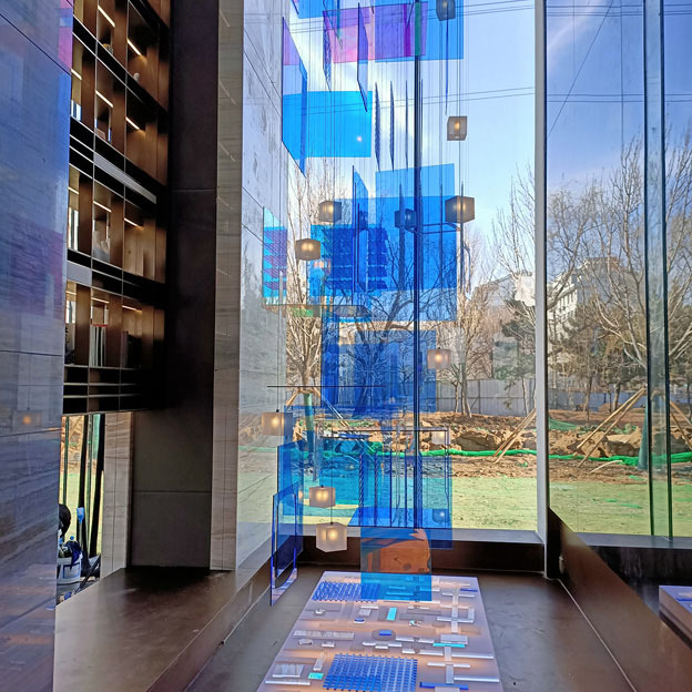 Grand lustre d'escalier en acrylique bleu de style nordique