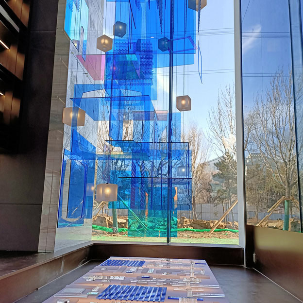 Grand lustre d'escalier en acrylique bleu de style nordique