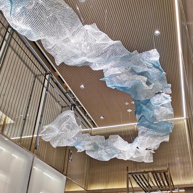 Wholesale Crystal Chandelier Blue Gradient Pineapple Beads Woven Mesh K9