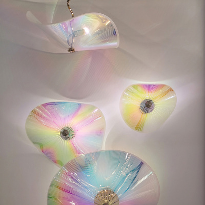 Lustre de salon en feuille de lotus en acrylique coloré