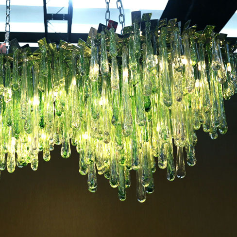 Lampadario Art Déco con goccia d'acqua verde da soggiorno moderno
