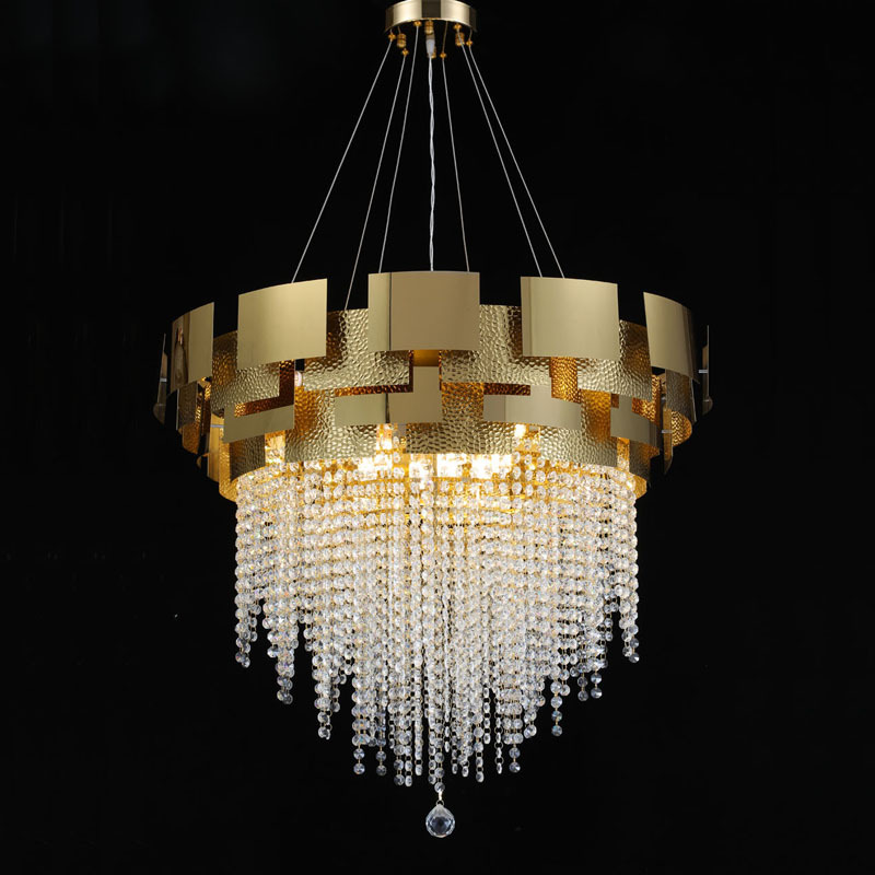 Luxurious Chandeliers Table Lamps And Wall Lamps