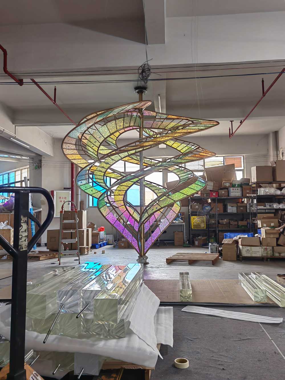 Customized large-scale rotating chandeliers