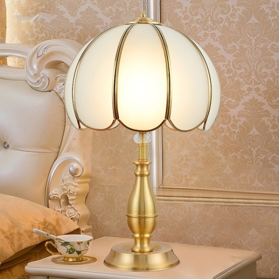 Auch die Platzierung der Tischleuchte hat einen großen Einfluss auf das Sehvermögen