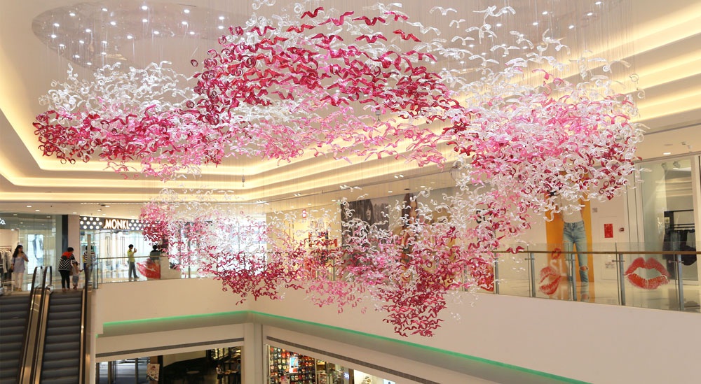 Large decorative hangings in shopping malls