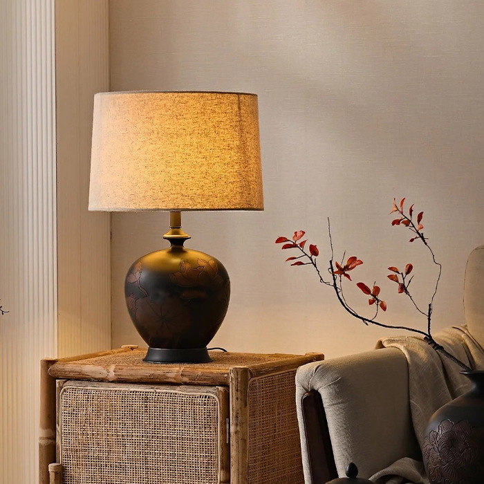 Customized table lamps in an antique style