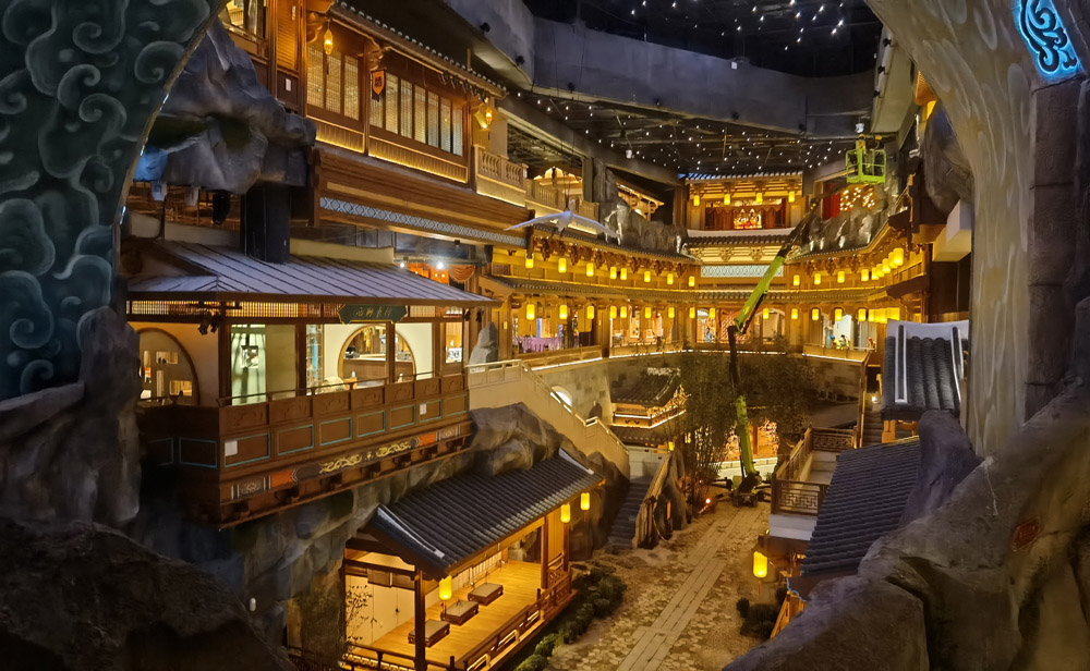 pillar carvings/sculptures pillar carvings/sculptures