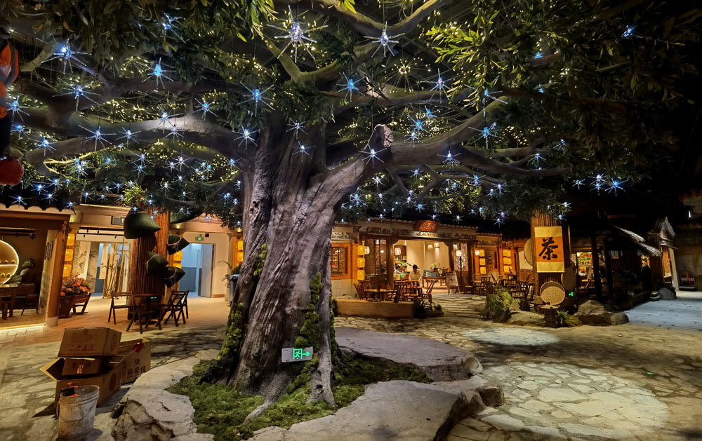 pillar carvings/sculptures pillar carvings/sculptures