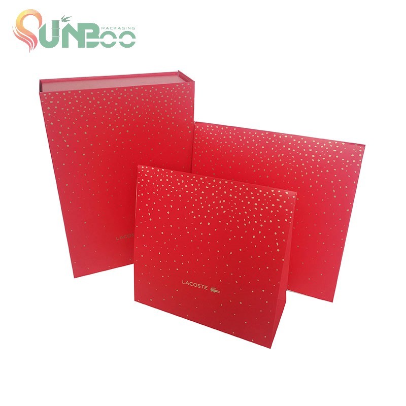 Boîte de couleur rouge Boîte de réveillon de Noël Boîte-cadeau