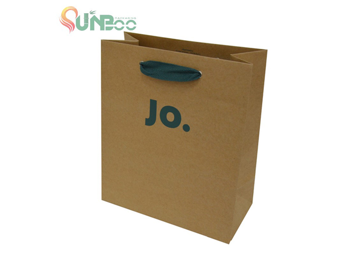 Quels sont les avantages d'utiliser des sacs en papier brun ?