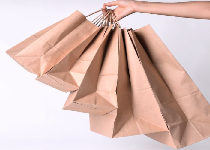 Pourquoi les sacs en papier kraft sont-ils plus écologiques que les sacs en plastique ?