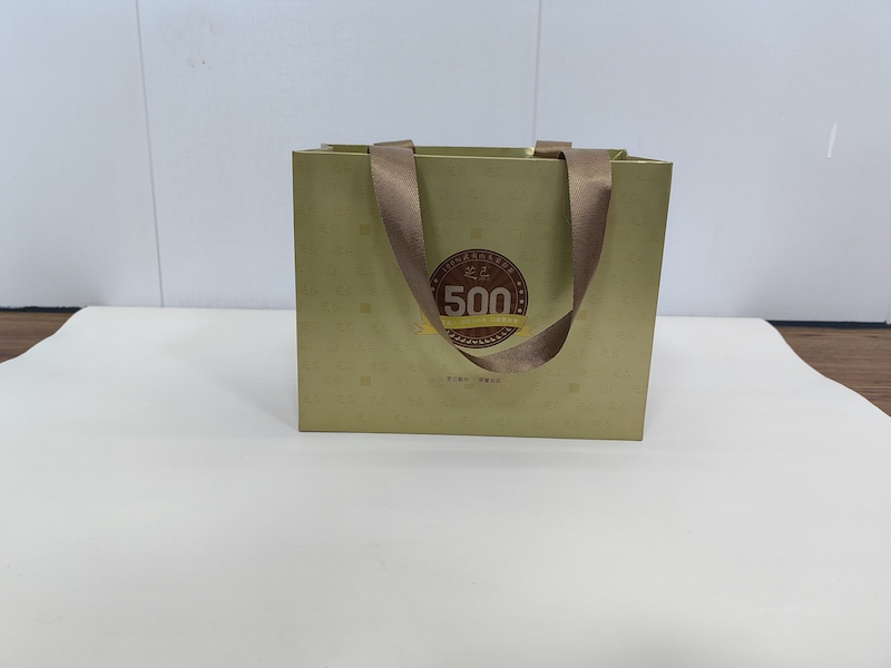 paper gift bags