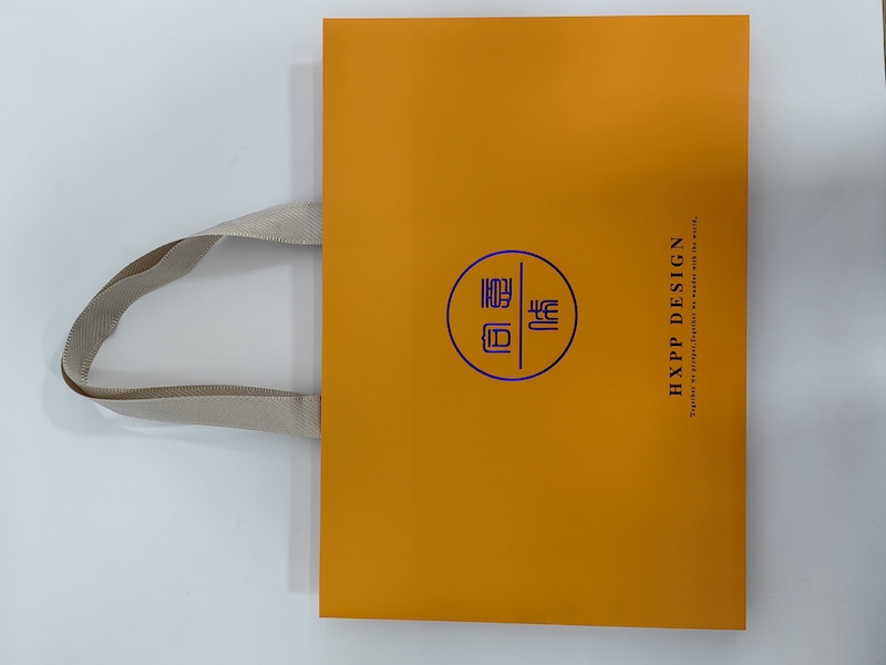 gift bags with handles