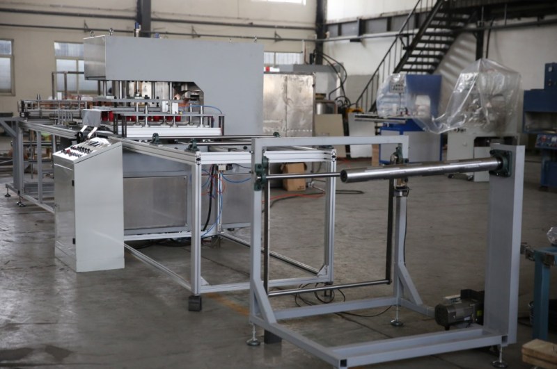 Hochfrequenz-Schweißmaschine für magnetische Türvorhänge
