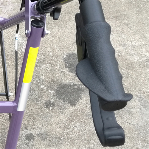 Lichtgewicht extra brede rollator met zitje