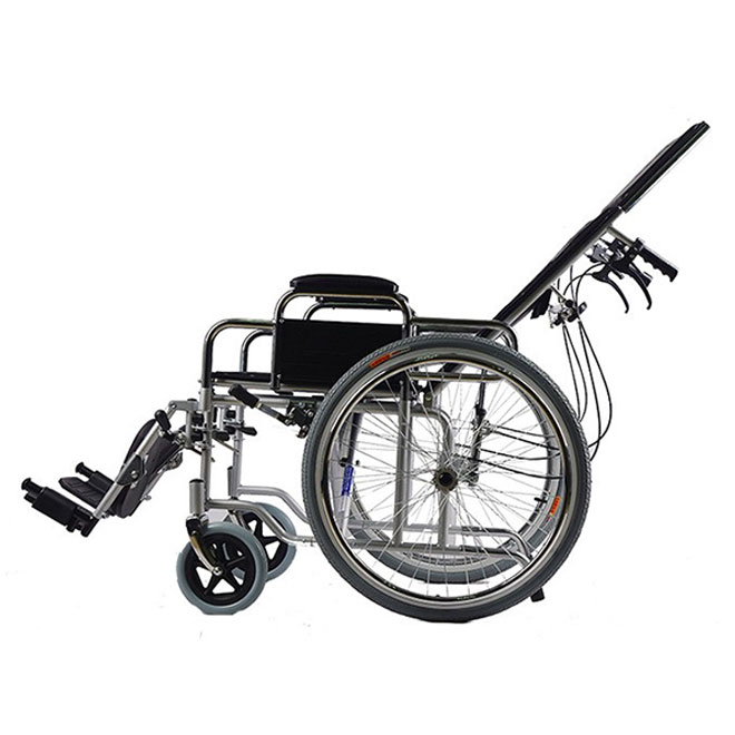 リクライニング自走車椅子
