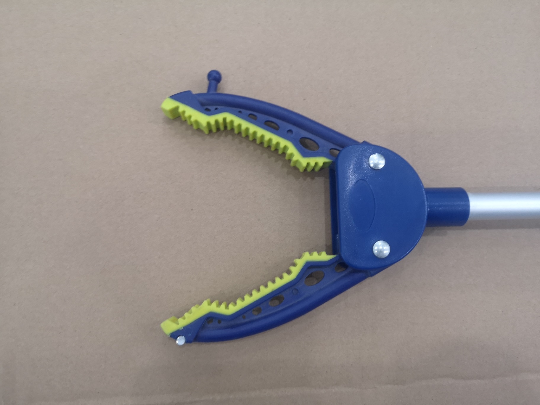 Pratico strumento di raccolta