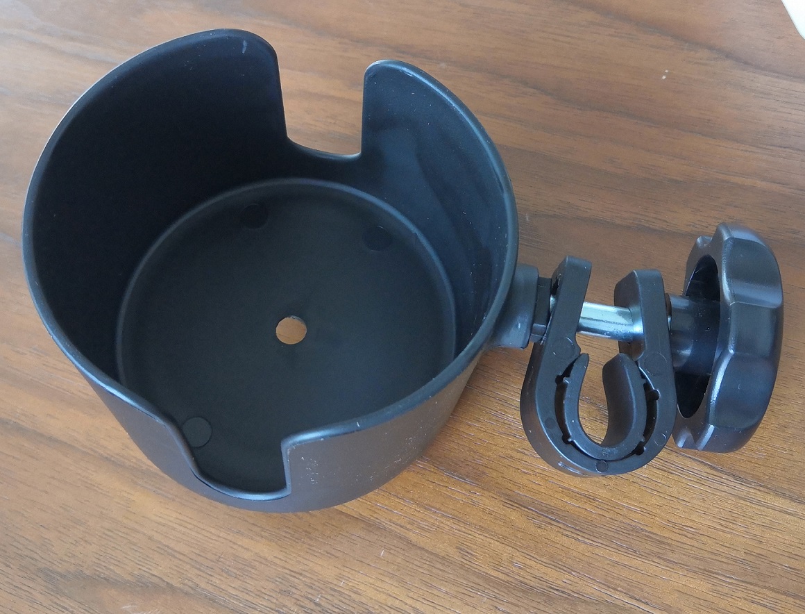 Пластиковый подстаканник для инвалидной коляски