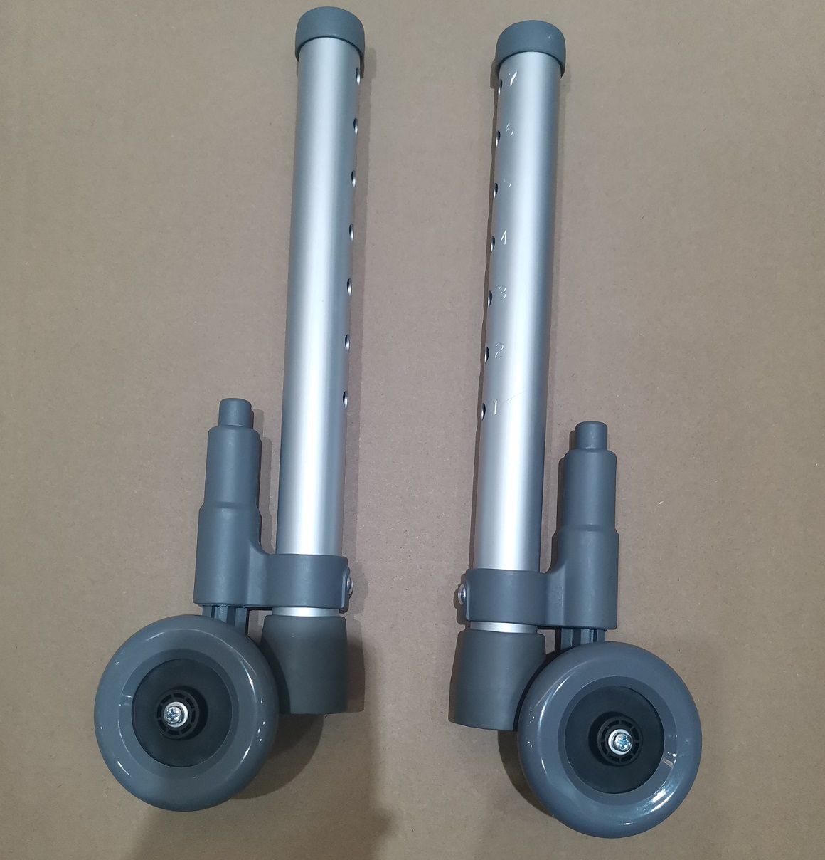 3インチホイール付きリアグライドブレーキカー