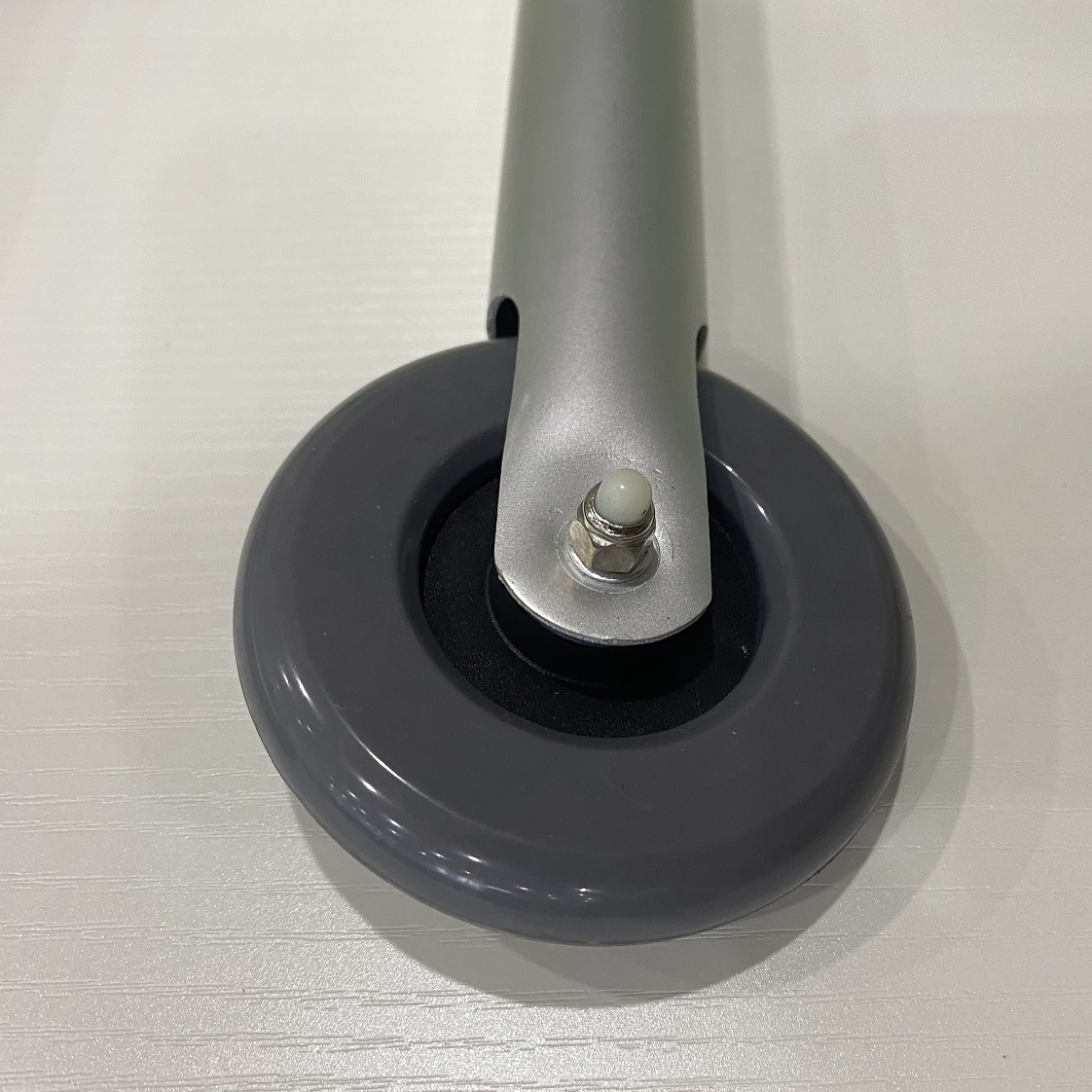 3 インチ交換用歩行器固定ホイール