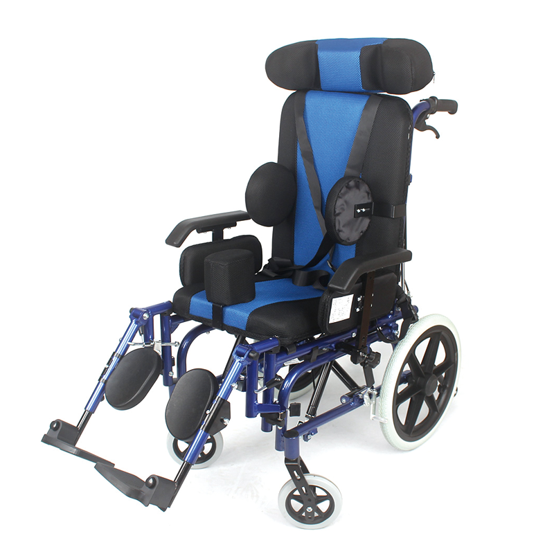 Pädiatrischer Kipprollstuhl