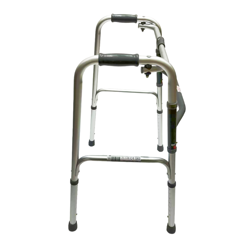 Andador dobrável simples; quatro pontas; acabamento prateado