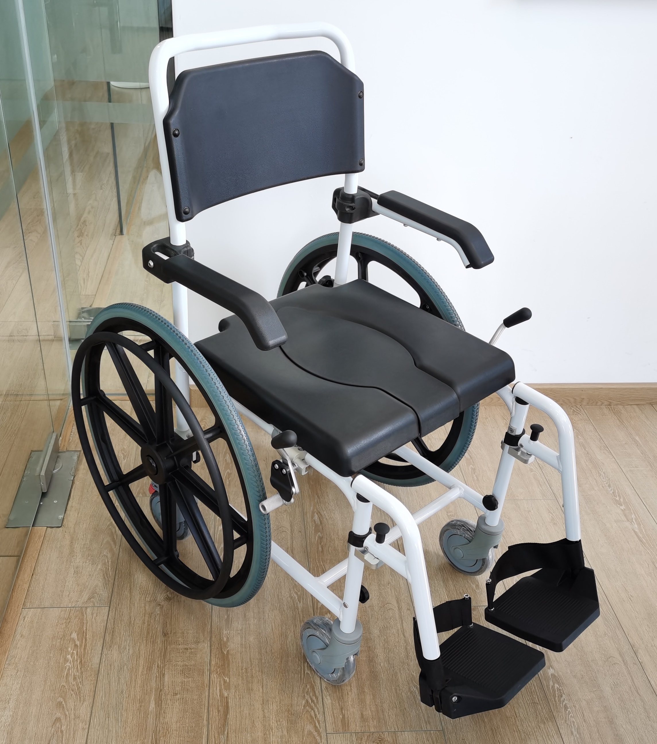 Bariatric Adaptable Shower Commode Chair