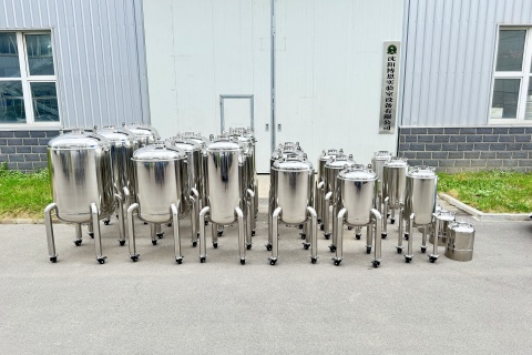 Solvent tank display