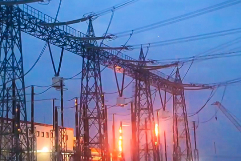 Preventing Insulator Flashover Strategies Guide