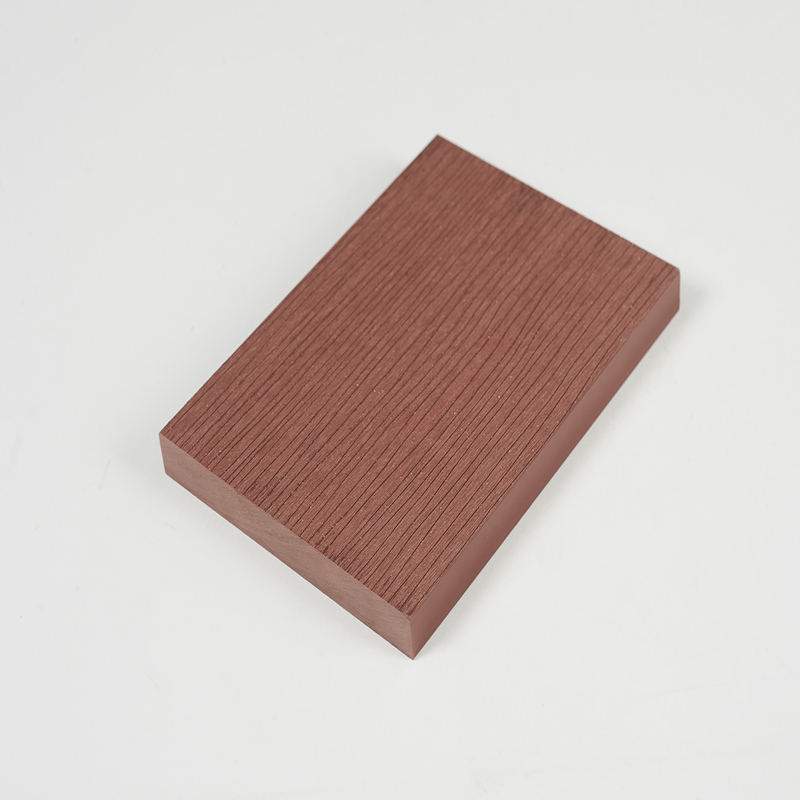 Extrusion WPC Composite Decking Garden Flooring