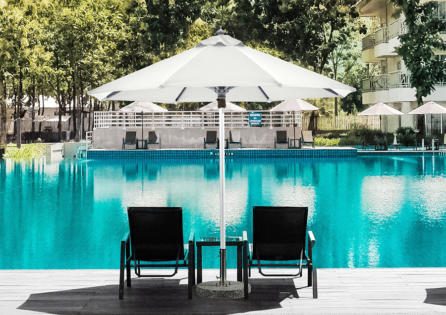 piscina hanging umbrella