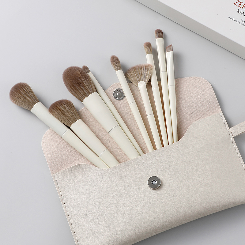 New Hot Selling 8 Pieces Pro Cosmetic Makeup Brushes Set