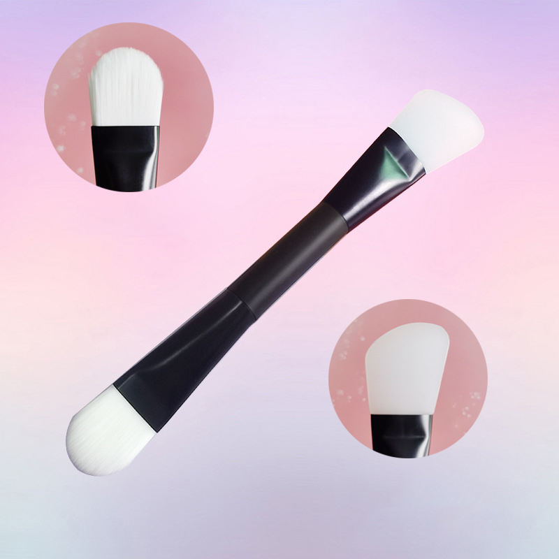 Flawless Face Mask Applicator Brush