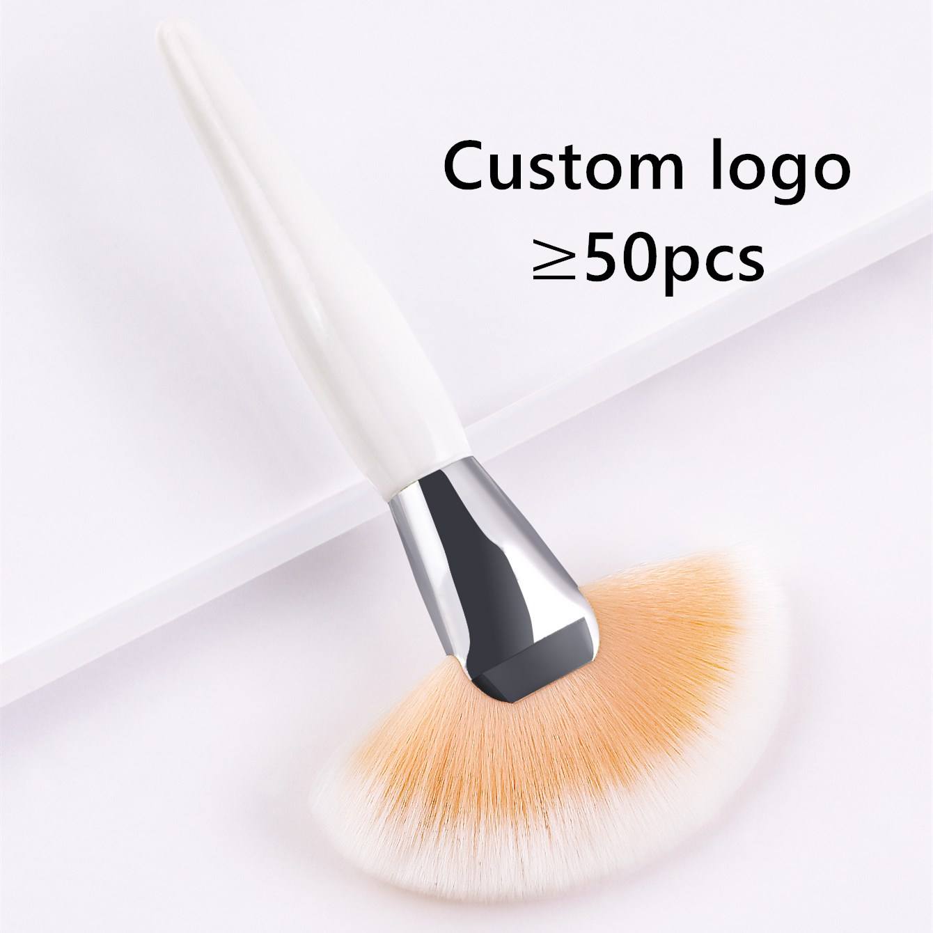 Pro Sythetic Full Fan Makeup Brush