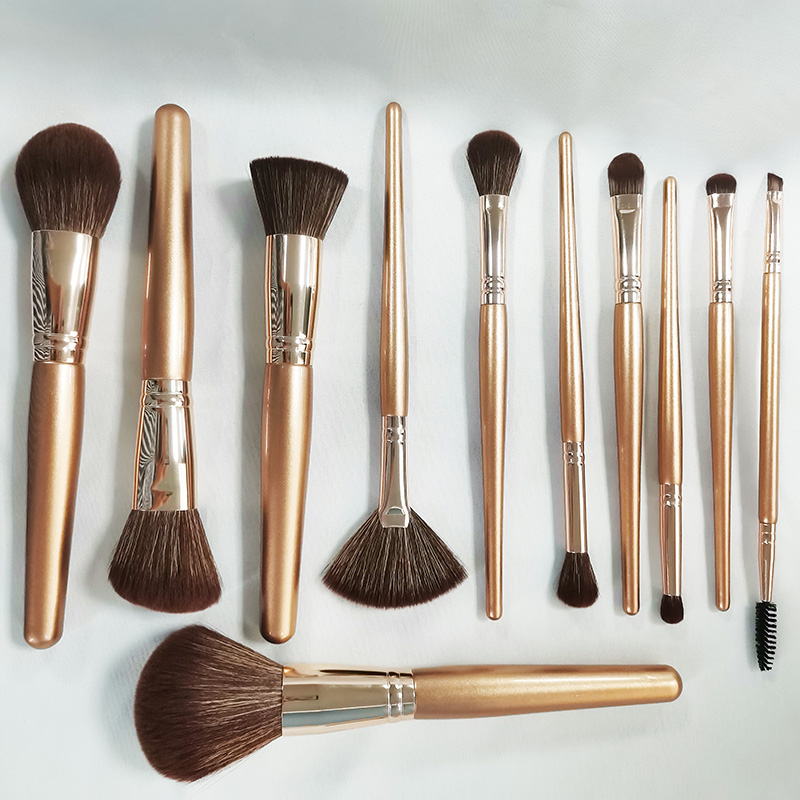 Full set of the makeup brush sets report