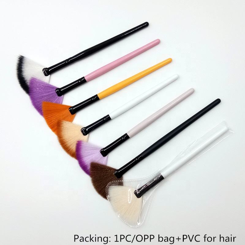 Synthetic Fan Makeup Brush