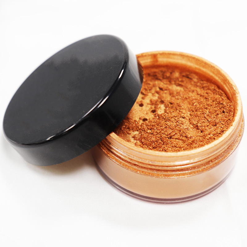 natural looking self Tanner drying powder