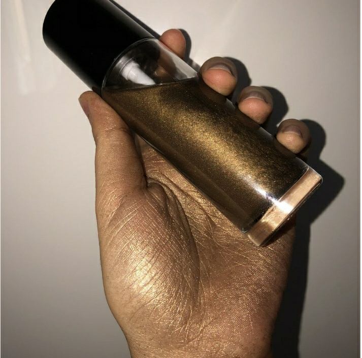 Golden bronzer glow shimmer spray