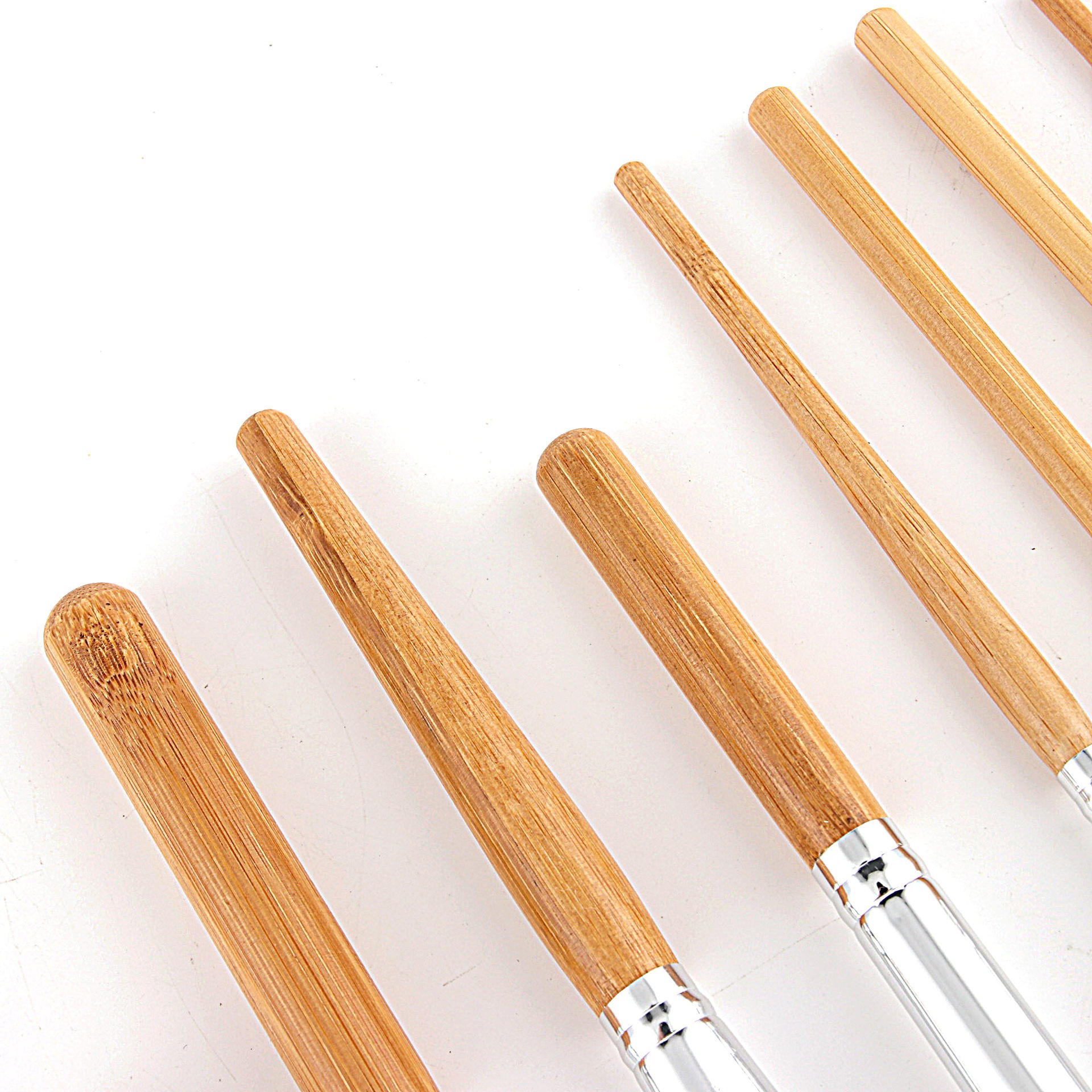 eco-friendly-bamboo-makeup-brushes-flat-contour-brushes-sets