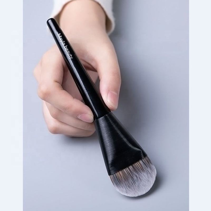 Vegan Foundation Kabuki Brush Blending Brush, For Liquid & Mineral Foundation
