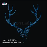 Ferro de strass com logotipo de Natal personalizado do fornecedor de cristal hot fix na transferência para roupas