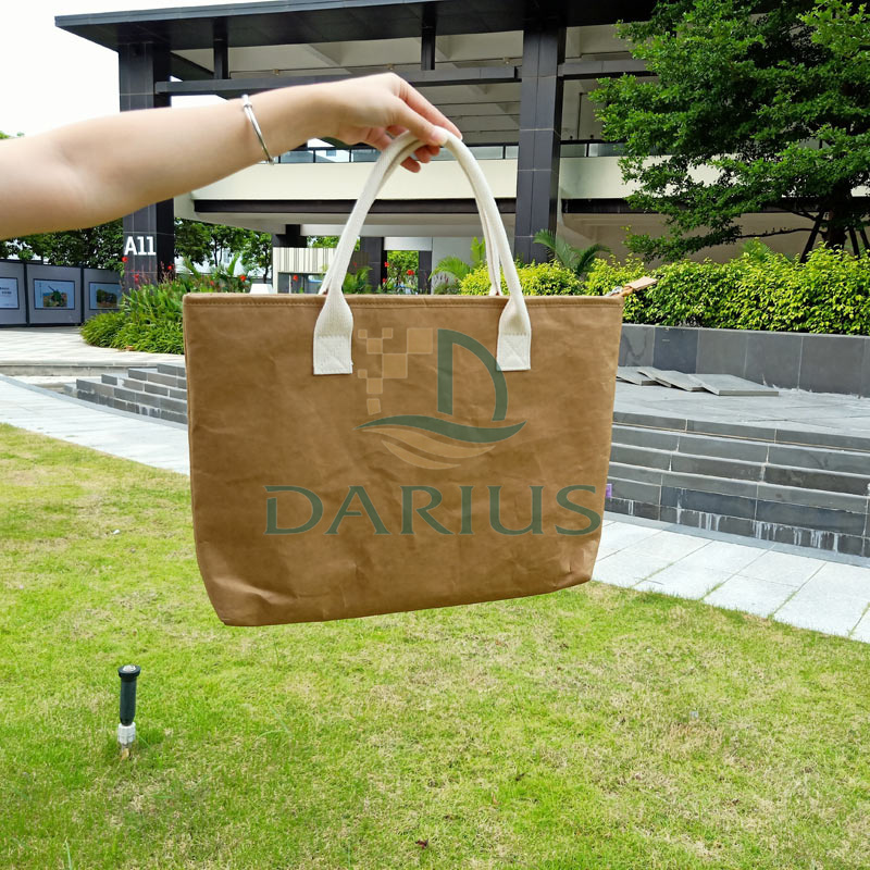 Pestävät tasapohjaiset paperikassit, joissa on lokerot