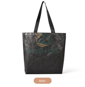 Kraft- ja Tyvek-paperin levitys naisten laukkuihin